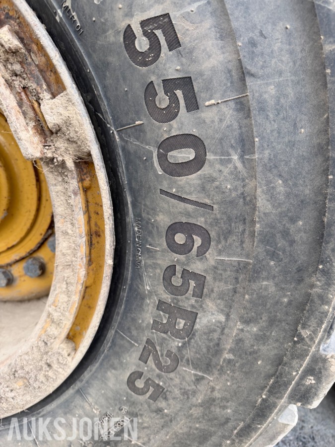 2013 Cat 938K Hjullaster. nylig sertifisert. Vekt i skuffe