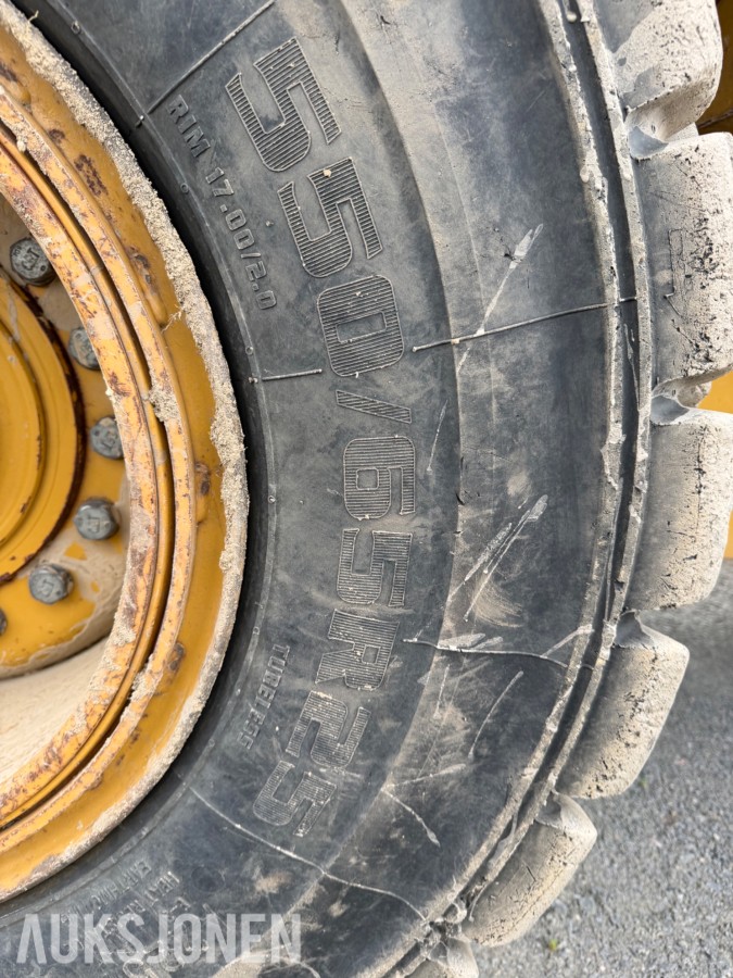 2013 Cat 938K Hjullaster. nylig sertifisert. Vekt i skuffe