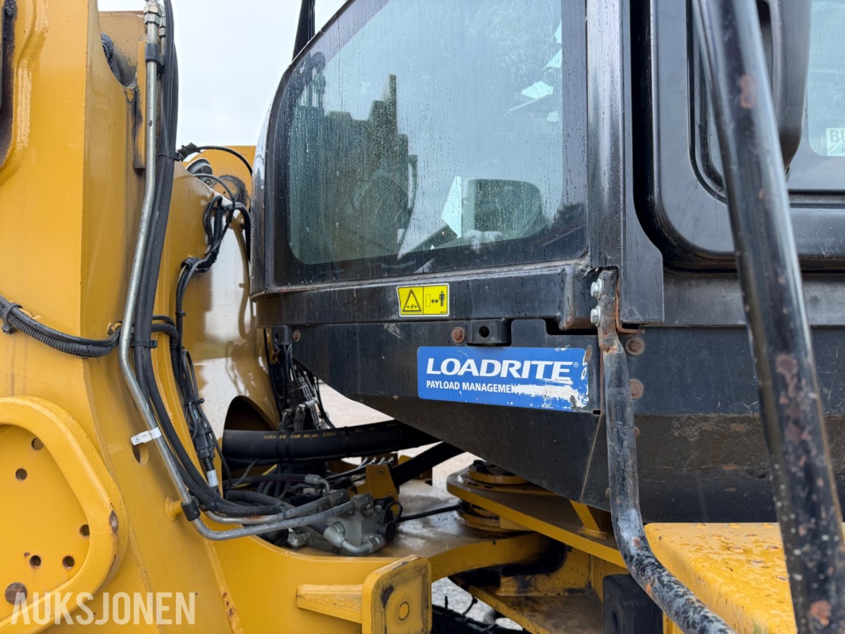 2013 Cat 938K Hjullaster. nylig sertifisert. Vekt i skuffe