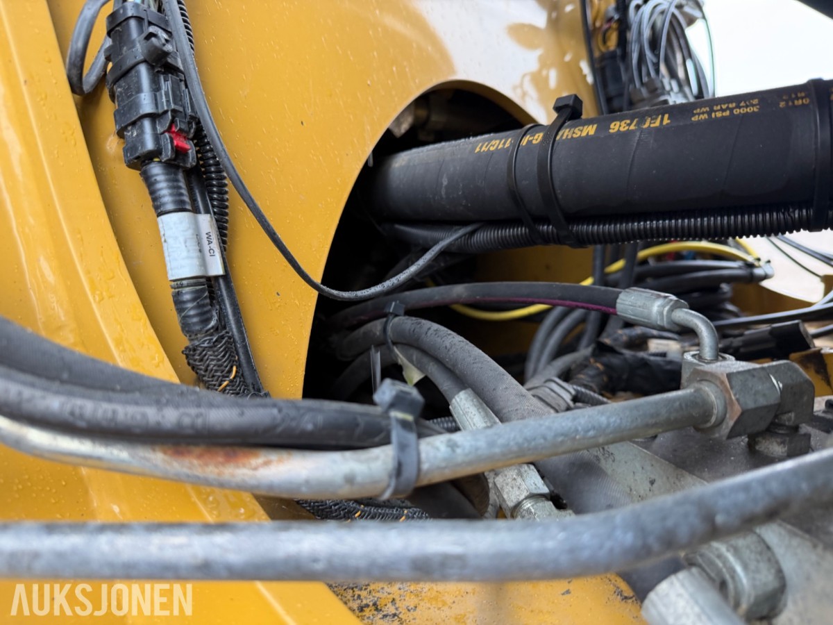 2013 Cat 938K Hjullaster. nylig sertifisert. Vekt i skuffe
