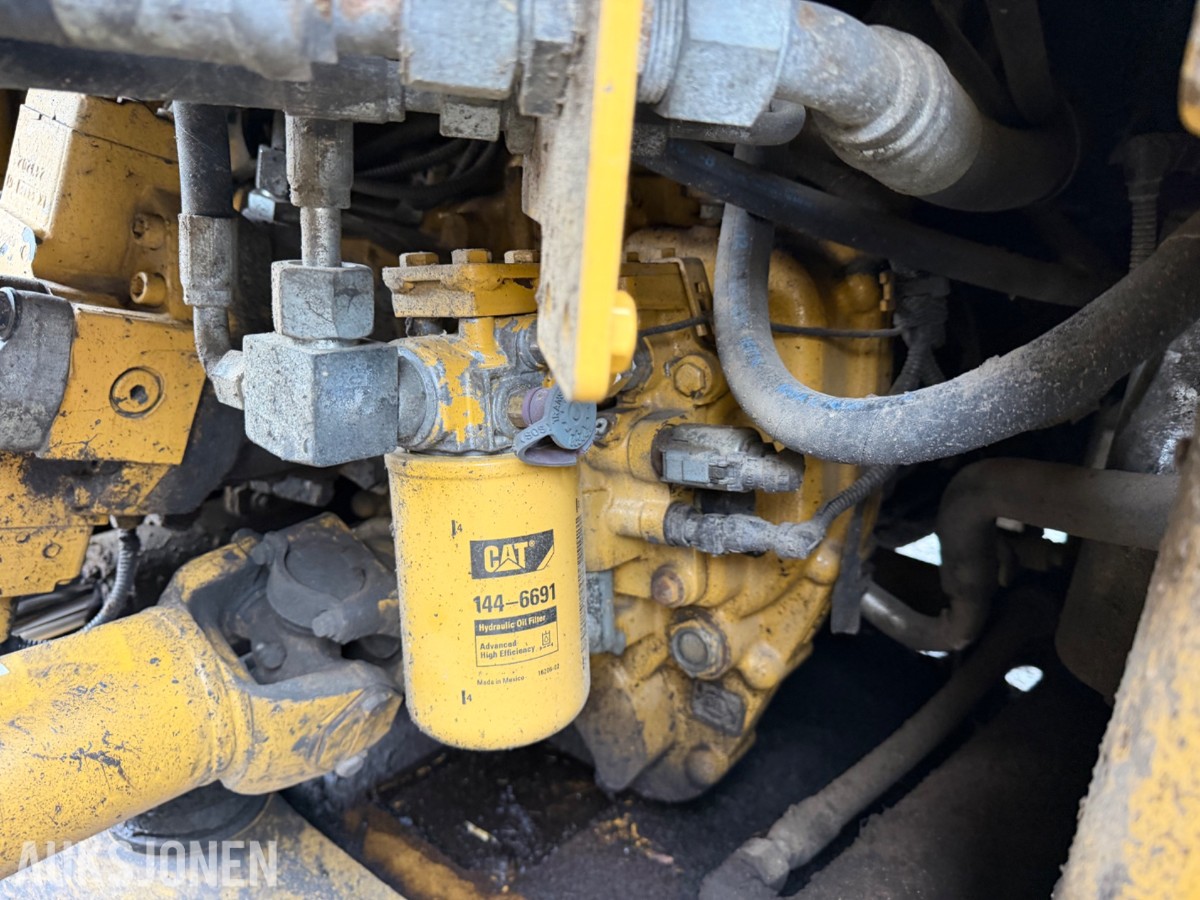 2013 Cat 938K Hjullaster. nylig sertifisert. Vekt i skuffe