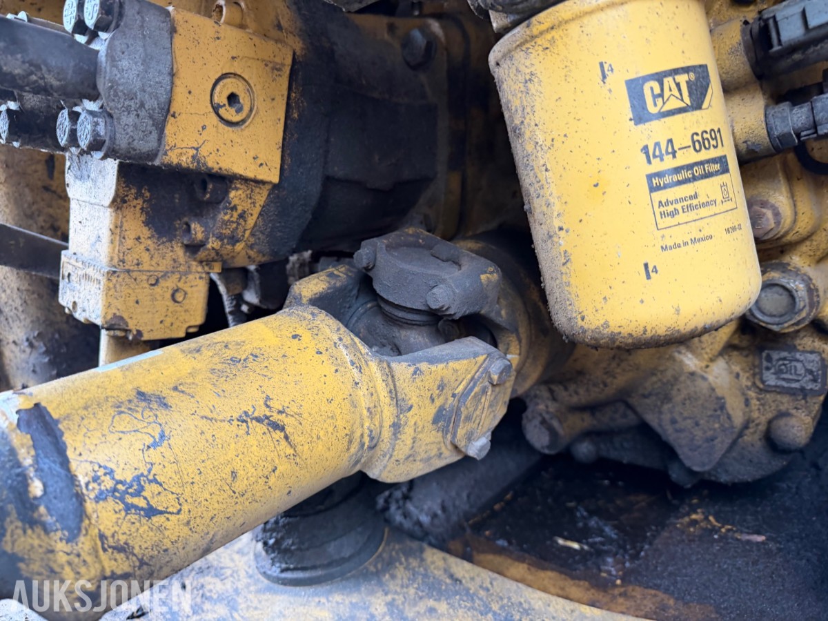 2013 Cat 938K Hjullaster. nylig sertifisert. Vekt i skuffe