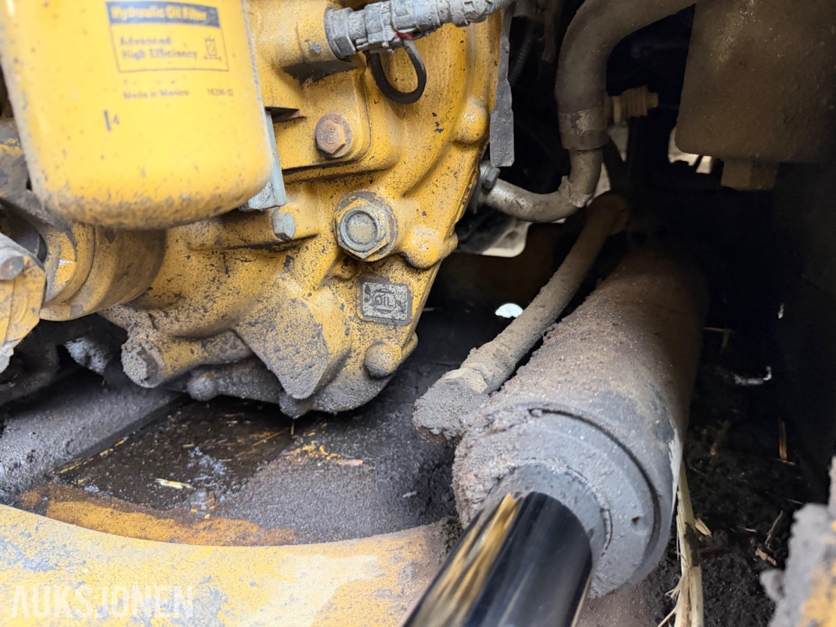 2013 Cat 938K Hjullaster. nylig sertifisert. Vekt i skuffe