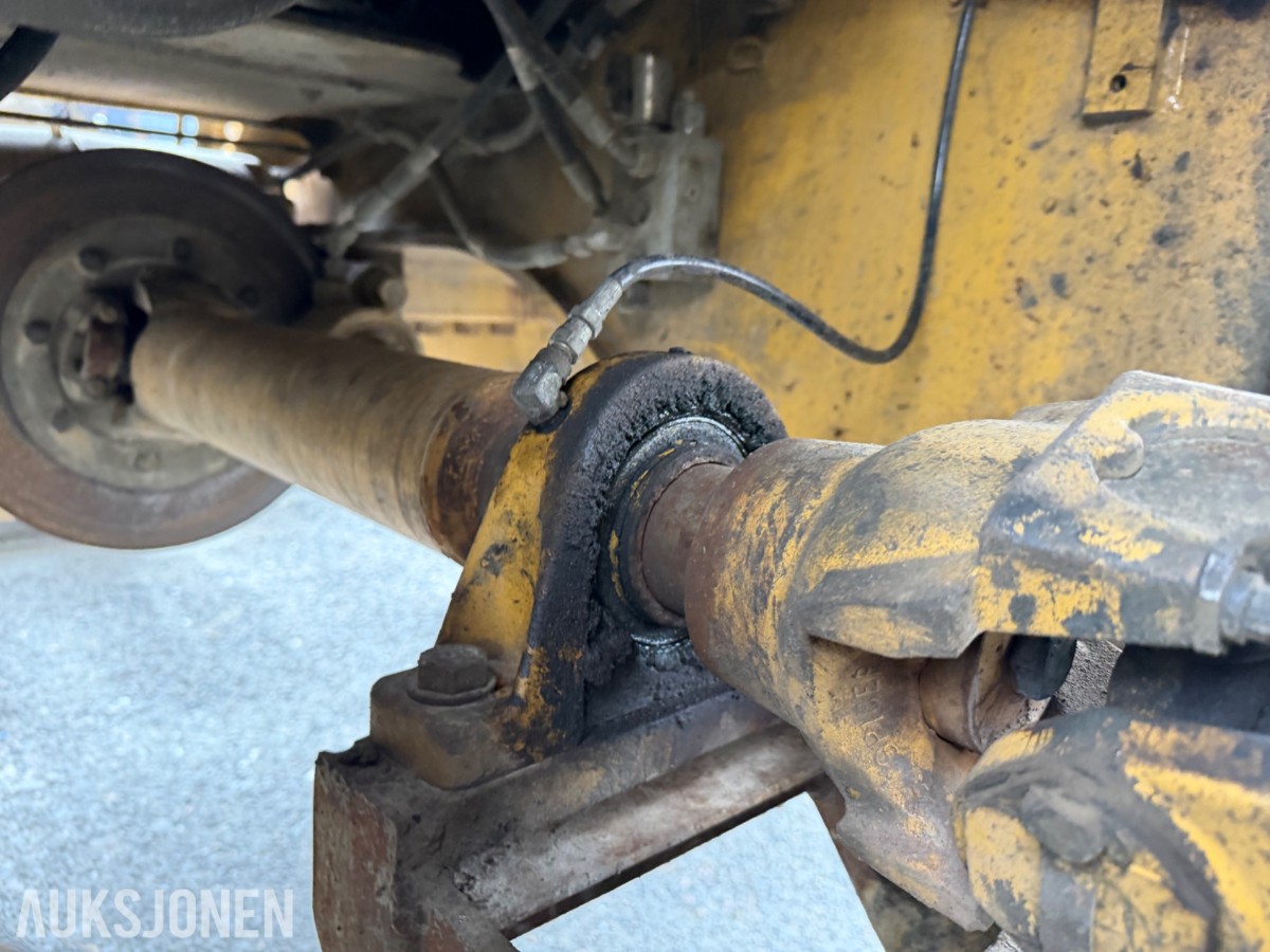 2013 Cat 938K Hjullaster. nylig sertifisert. Vekt i skuffe
