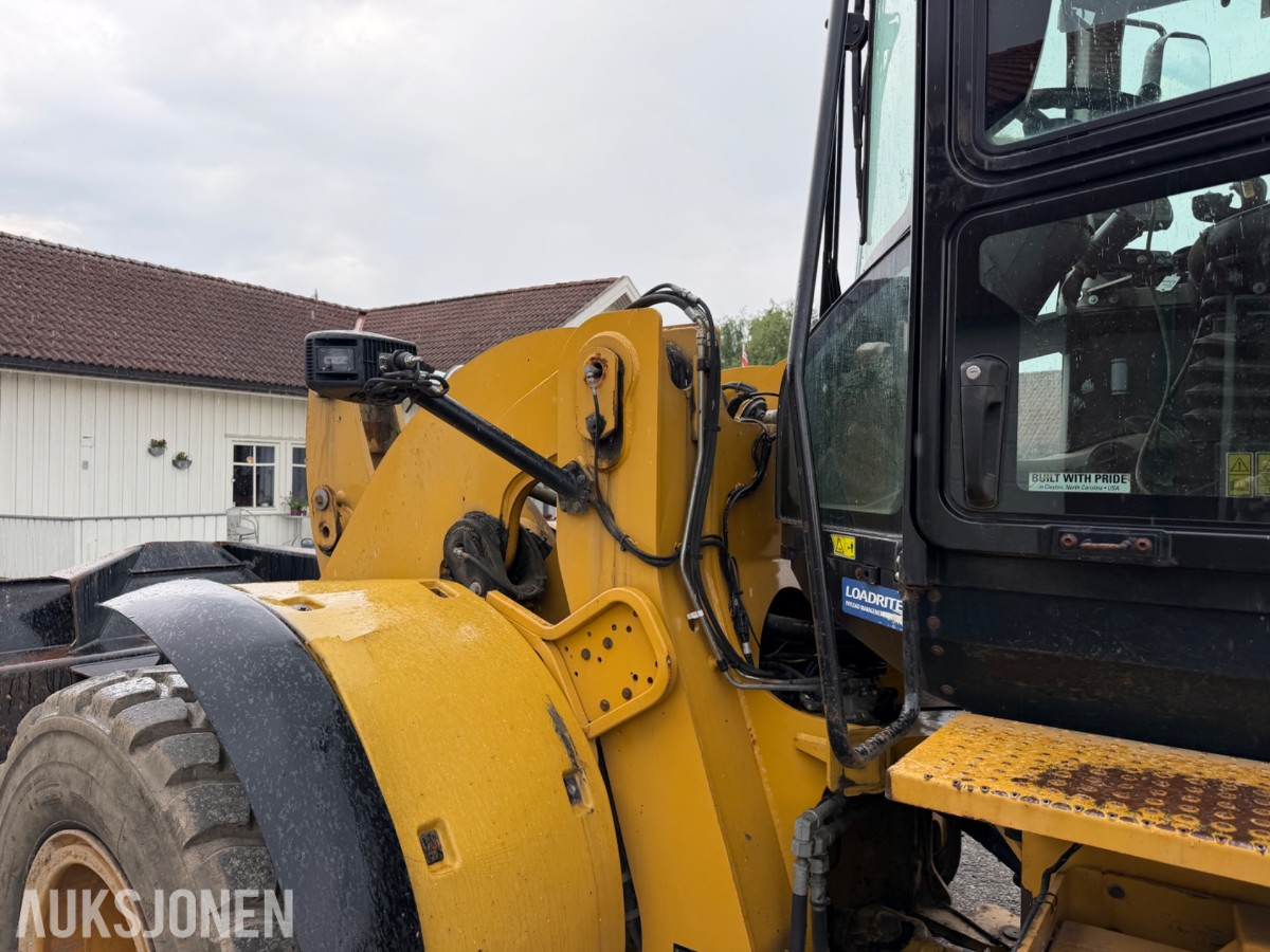 2013 Cat 938K Hjullaster. nylig sertifisert. Vekt i skuffe