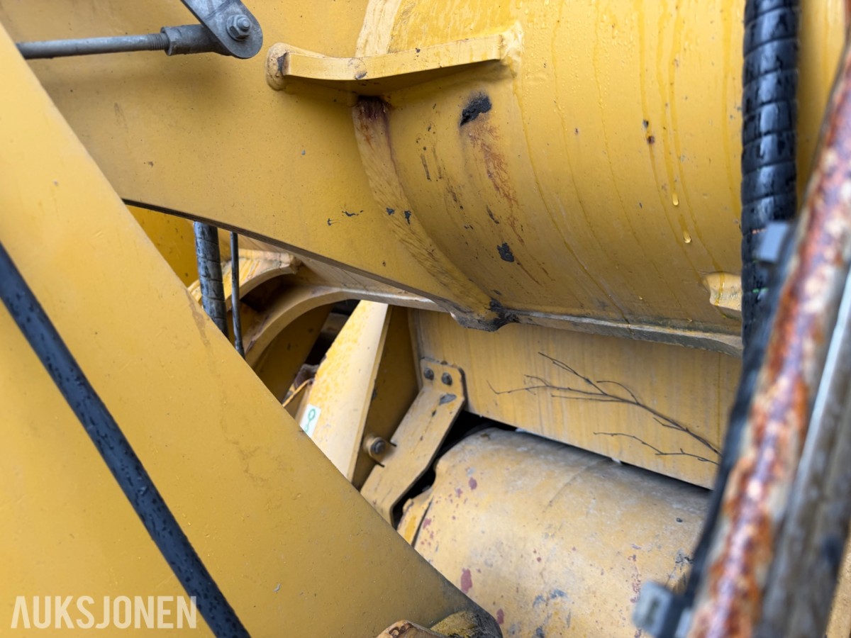 2013 Cat 938K Hjullaster. nylig sertifisert. Vekt i skuffe