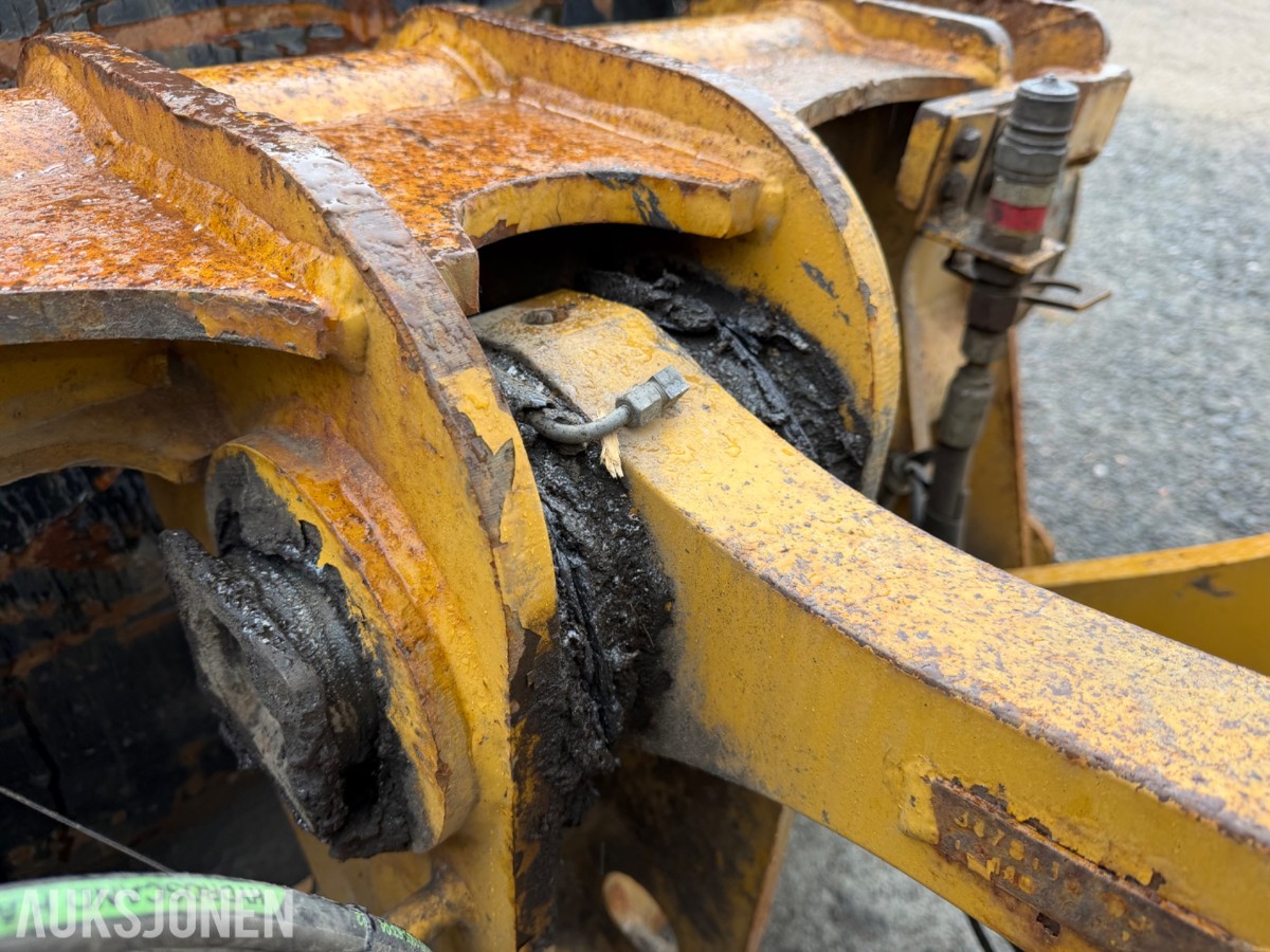2013 Cat 938K Hjullaster. nylig sertifisert. Vekt i skuffe