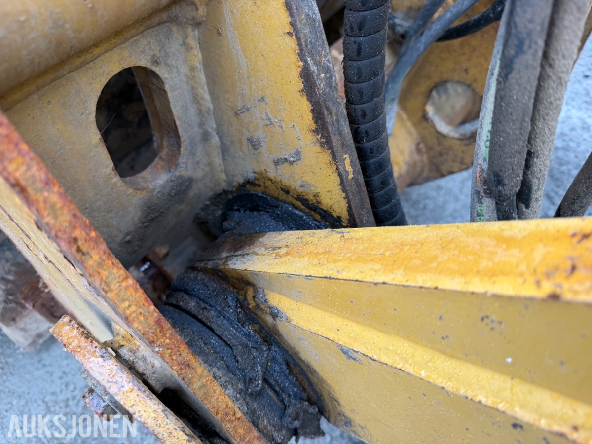 2013 Cat 938K Hjullaster. nylig sertifisert. Vekt i skuffe