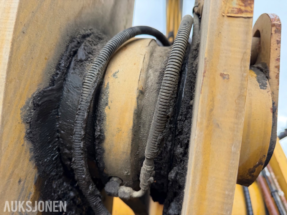 2013 Cat 938K Hjullaster. nylig sertifisert. Vekt i skuffe