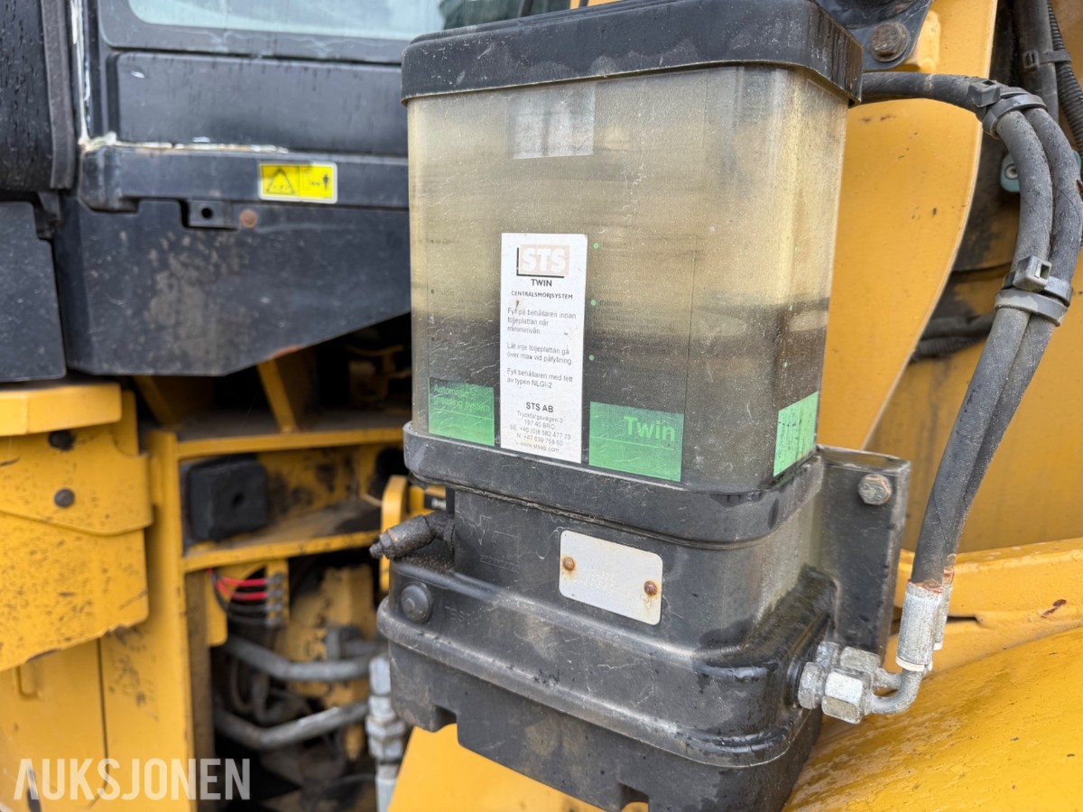 2013 Cat 938K Hjullaster. nylig sertifisert. Vekt i skuffe