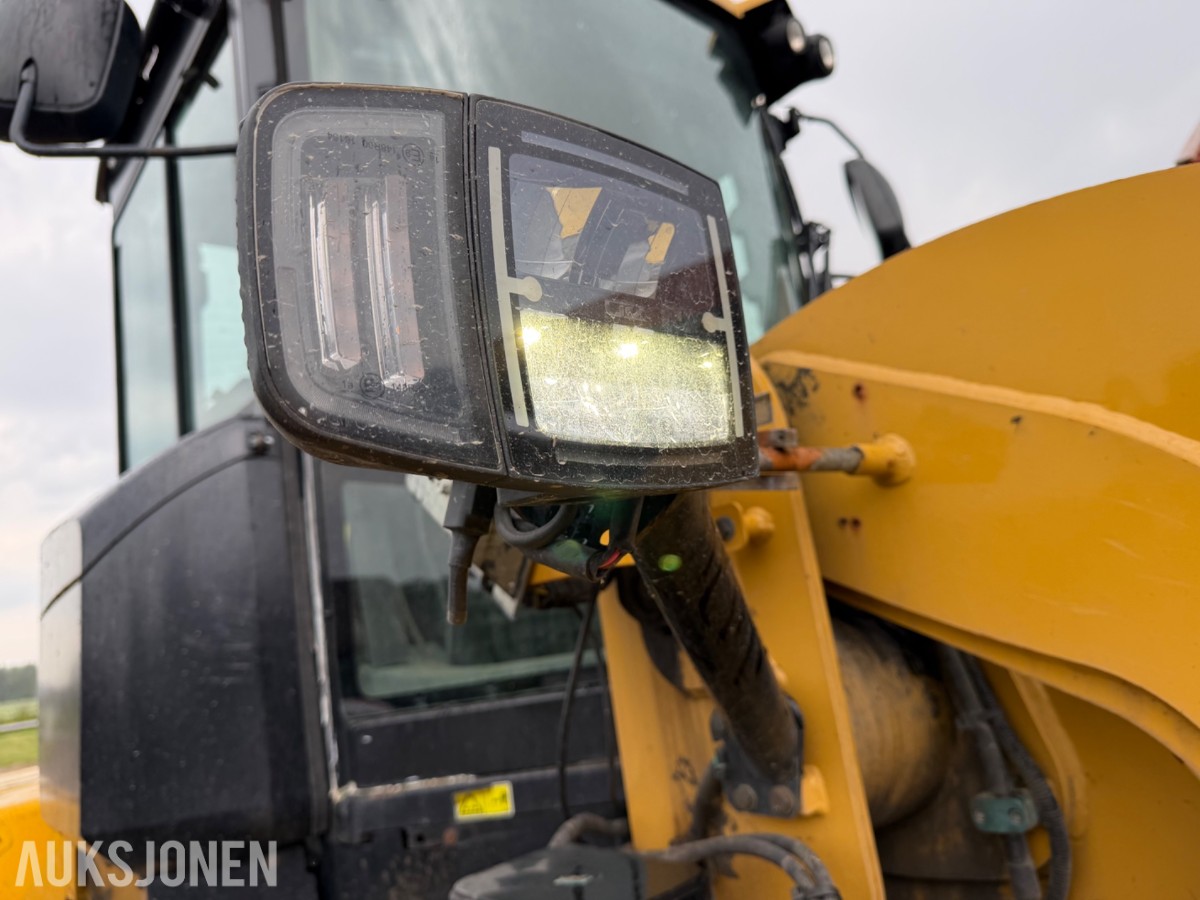 2013 Cat 938K Hjullaster. nylig sertifisert. Vekt i skuffe