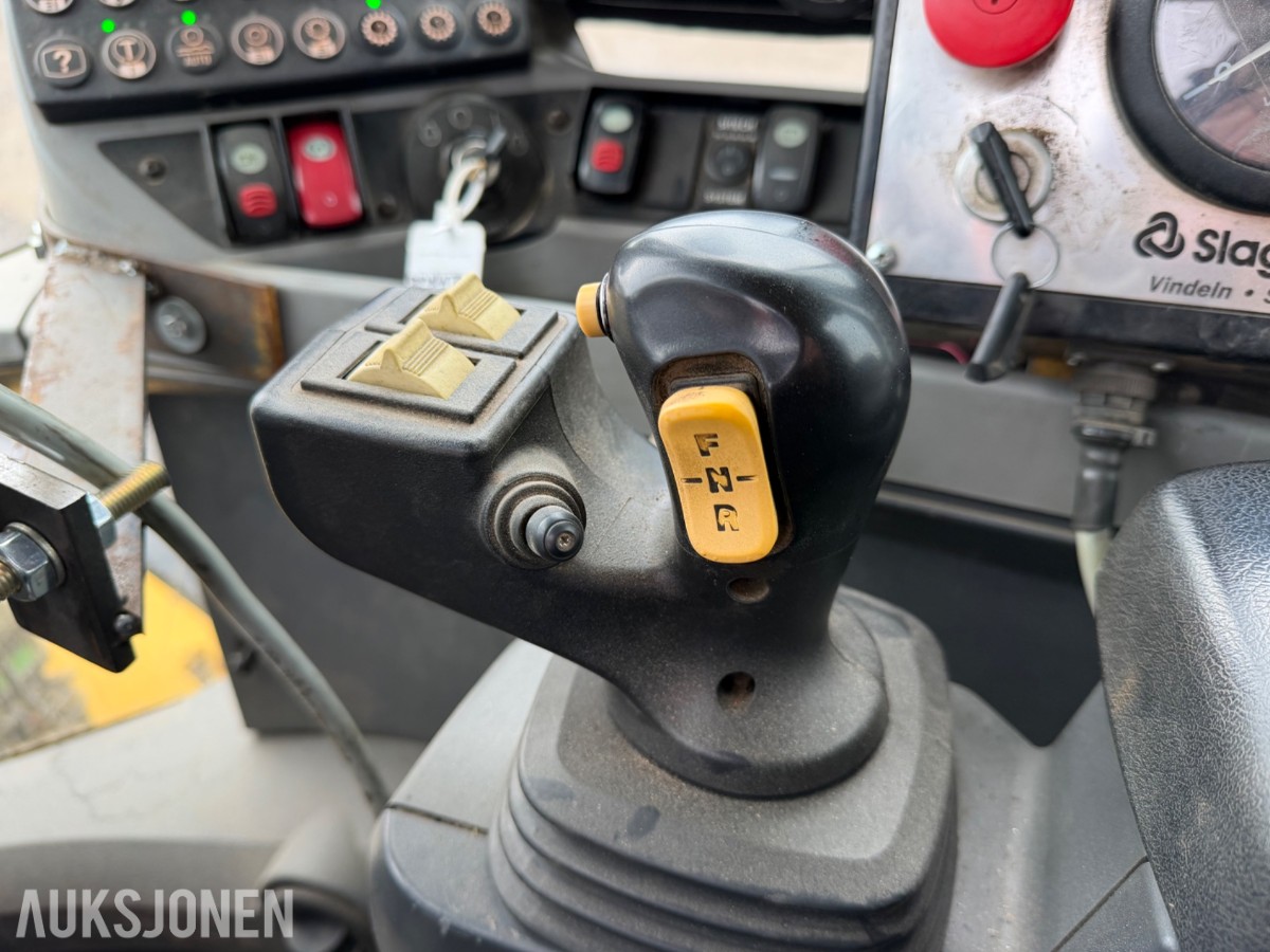 2013 Cat 938K Hjullaster. nylig sertifisert. Vekt i skuffe