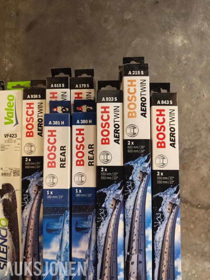 Nr2 masse nye Bosch Vindusviskere sett og single
