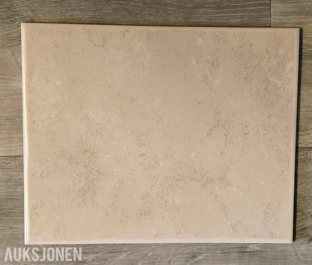 2026 Flis Hvit / Beige, ca 1000 m2 totalt