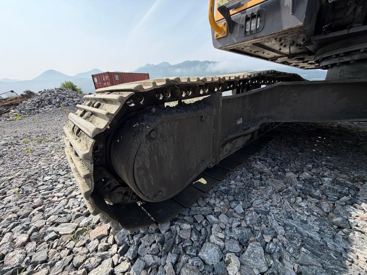 Volvo EC220E gravemaskin med Ilmeg/Montabert borerigg og Rotair kompressor- Maskinstyring - 2015 - 13447r