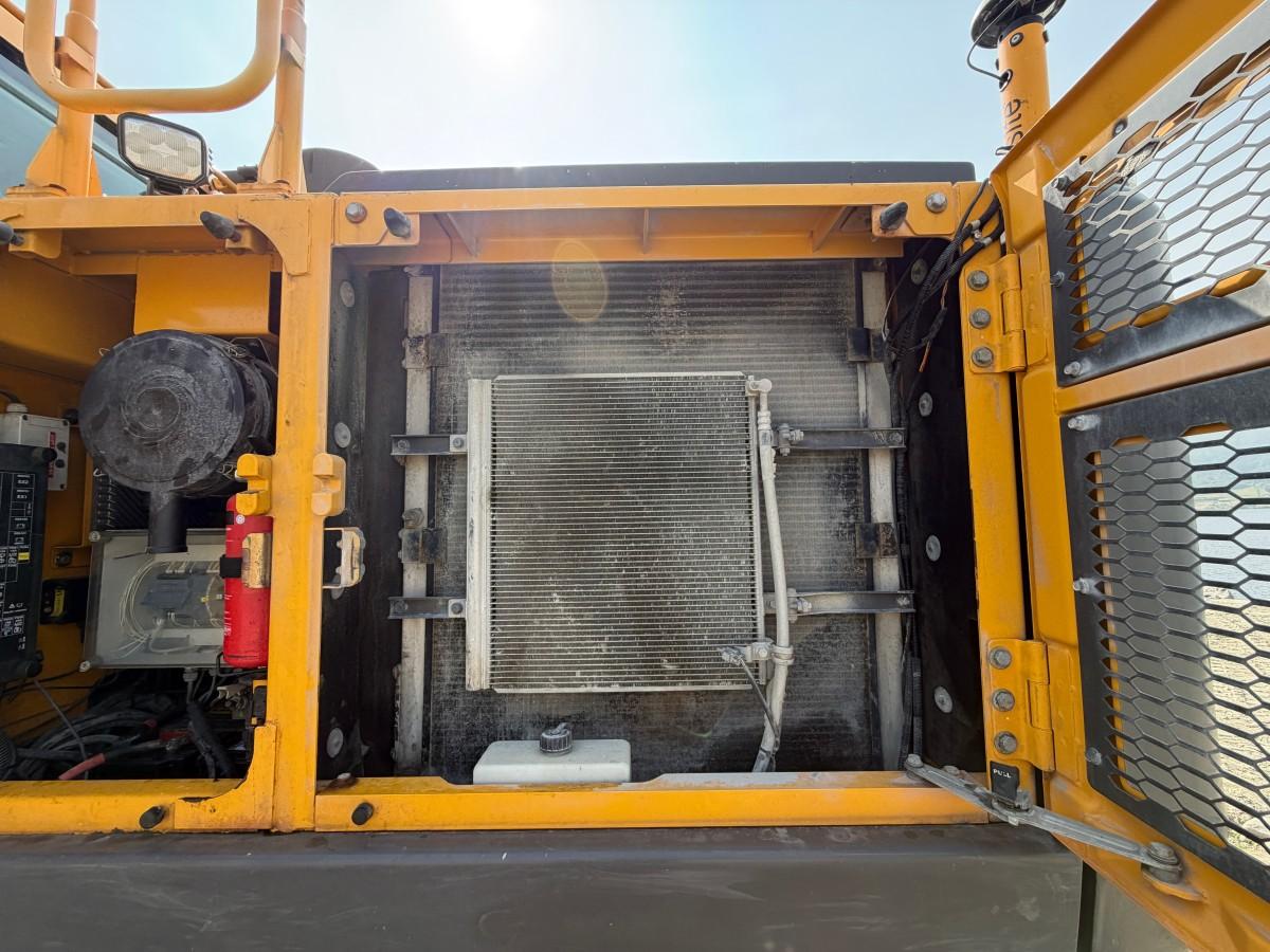 Volvo EC220E gravemaskin med Ilmeg/Montabert borerigg og Rotair kompressor- Maskinstyring - 2015 - 13447r