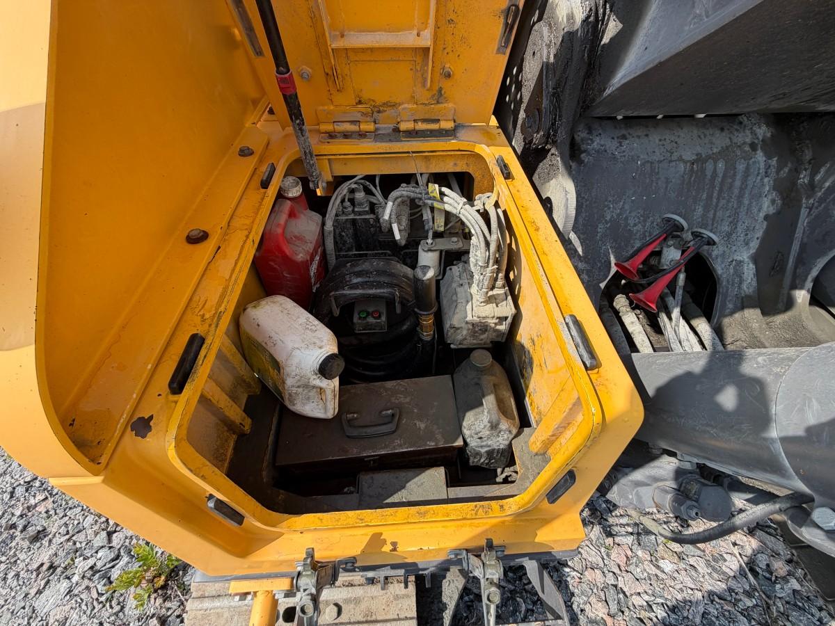 Volvo EC220E gravemaskin med Ilmeg/Montabert borerigg og Rotair kompressor- Maskinstyring - 2015 - 13447r