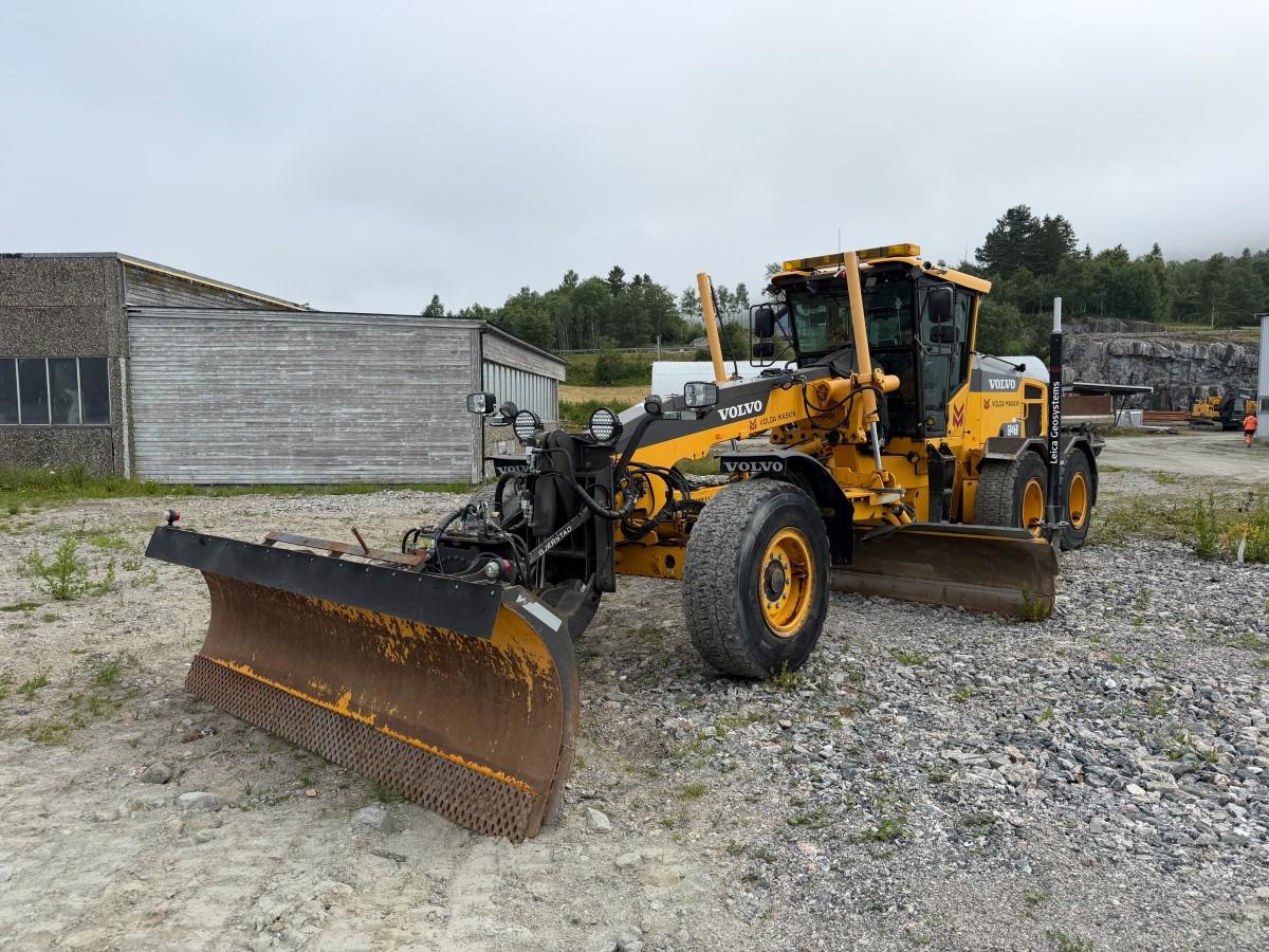 2013 Volvo G946B veihøvel med maskinstyring, frontskjær og midtblad