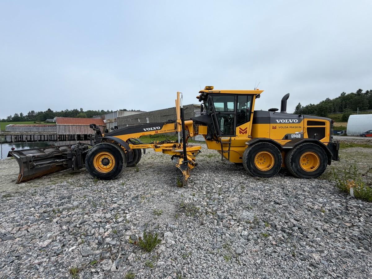 2013 Volvo G946B veihøvel med maskinstyring, frontskjær og midtblad