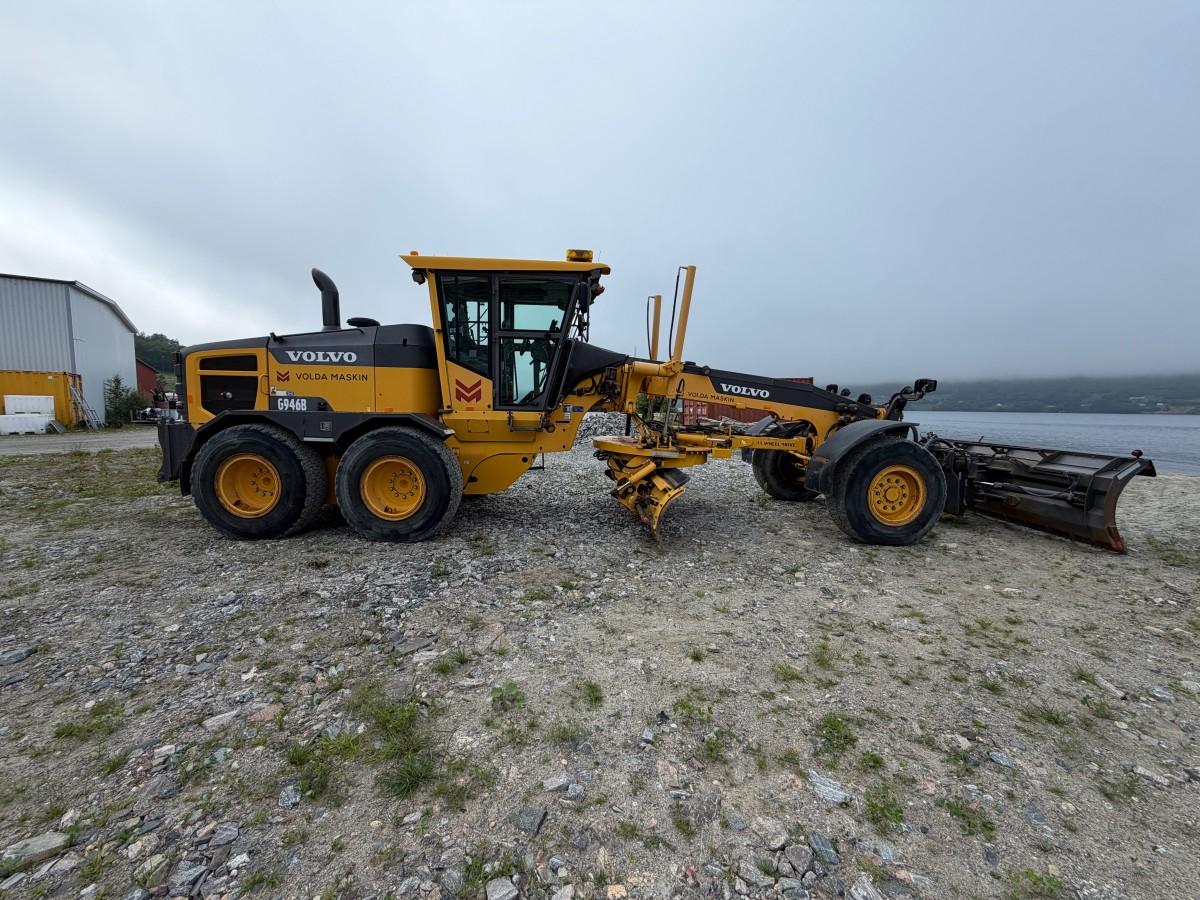 2013 Volvo G946B veihøvel med maskinstyring, frontskjær og midtblad
