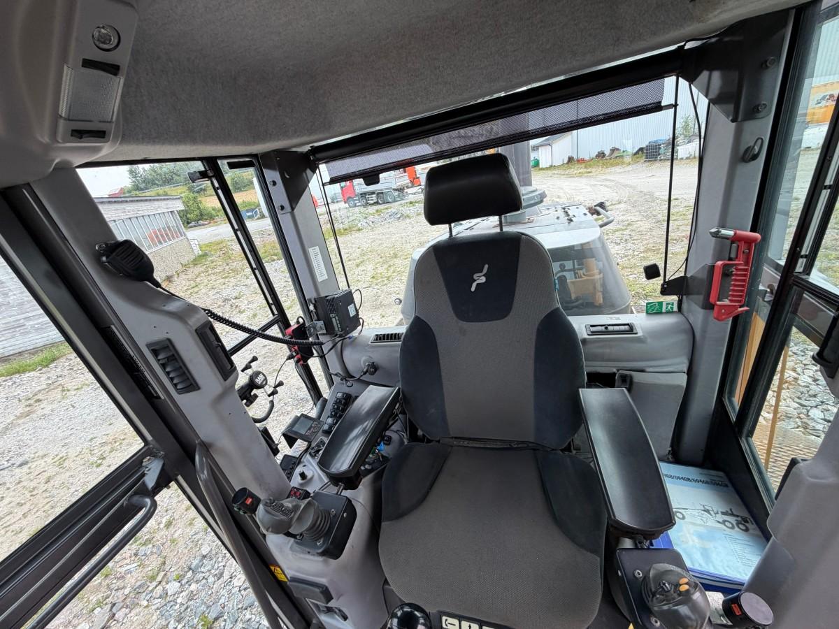 2013 Volvo G946B veihøvel med maskinstyring, frontskjær og midtblad