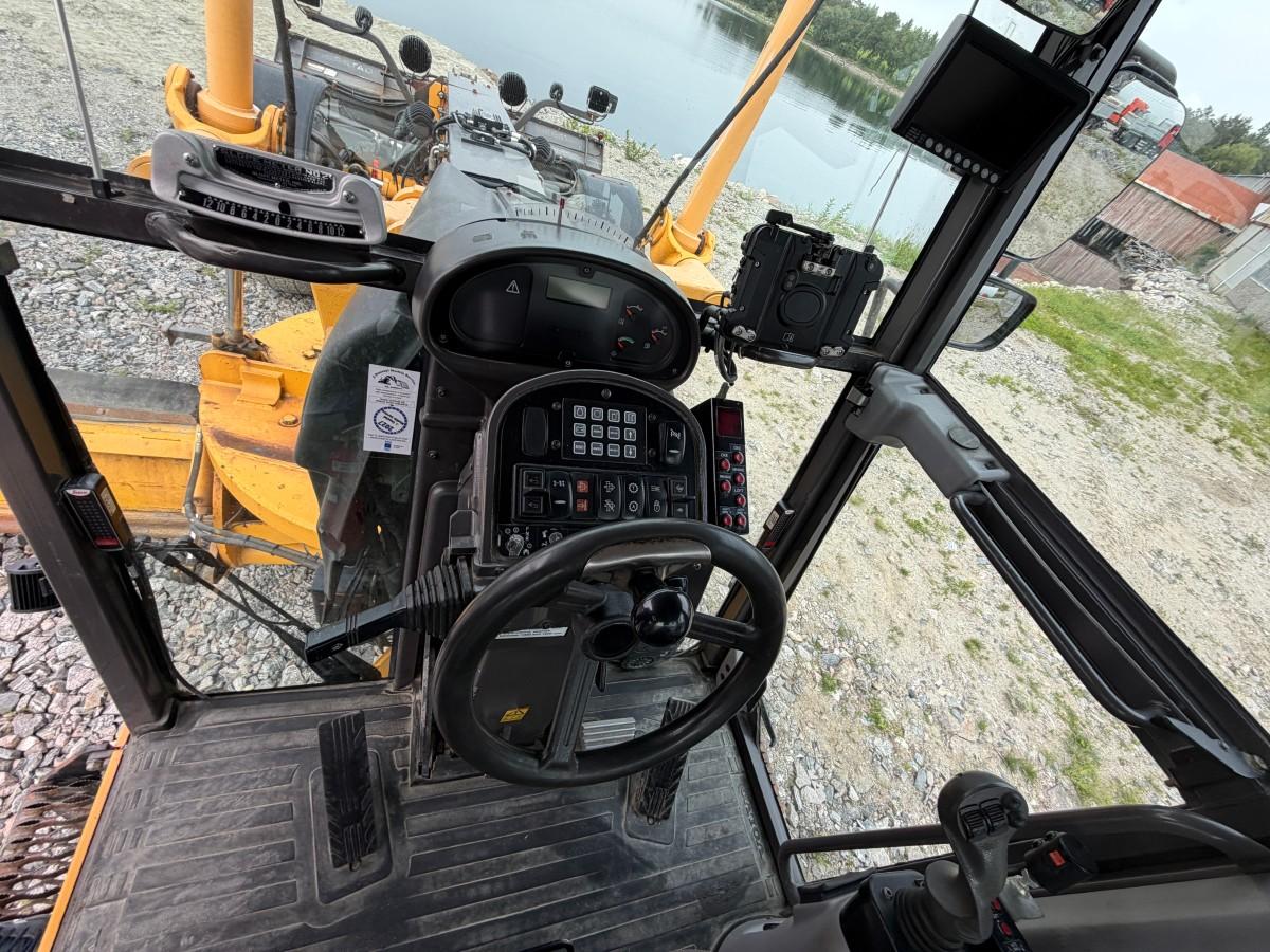 2013 Volvo G946B veihøvel med maskinstyring, frontskjær og midtblad