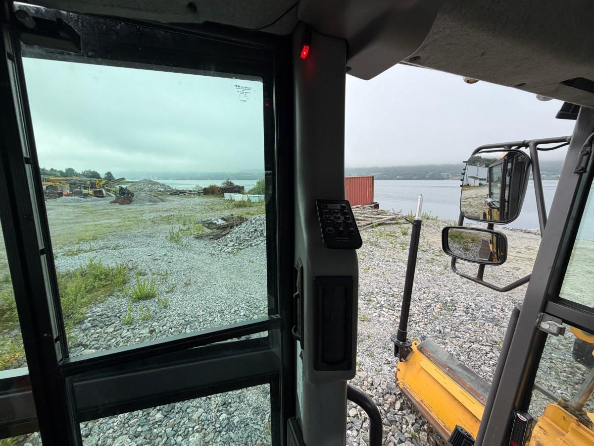 2013 Volvo G946B veihøvel med maskinstyring, frontskjær og midtblad