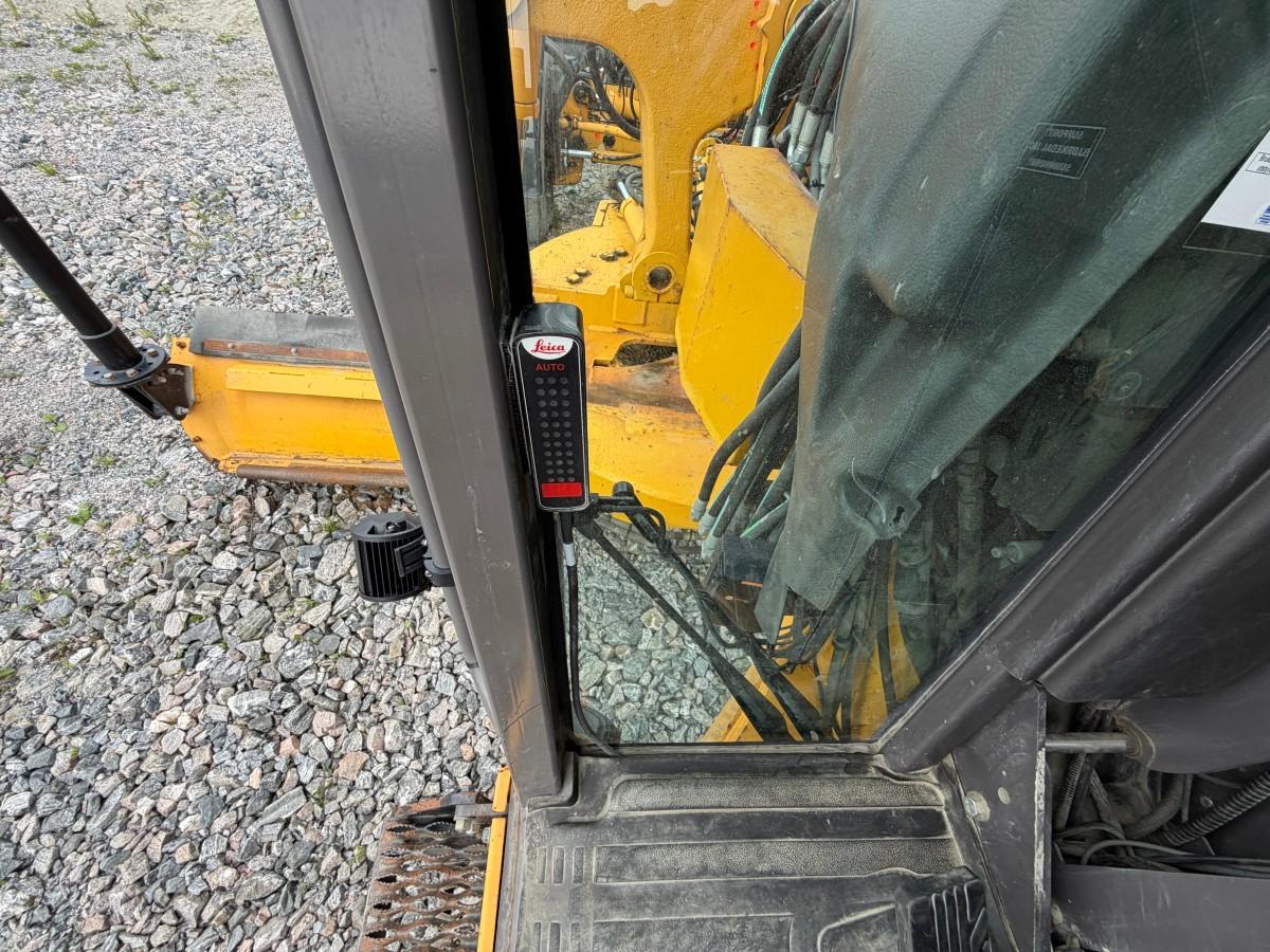 2013 Volvo G946B veihøvel med maskinstyring, frontskjær og midtblad