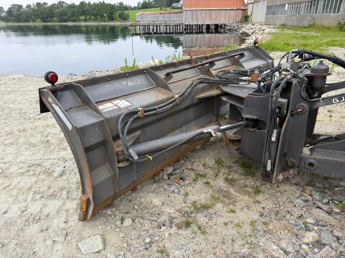 2013 Volvo G946B veihøvel med maskinstyring, frontskjær og midtblad