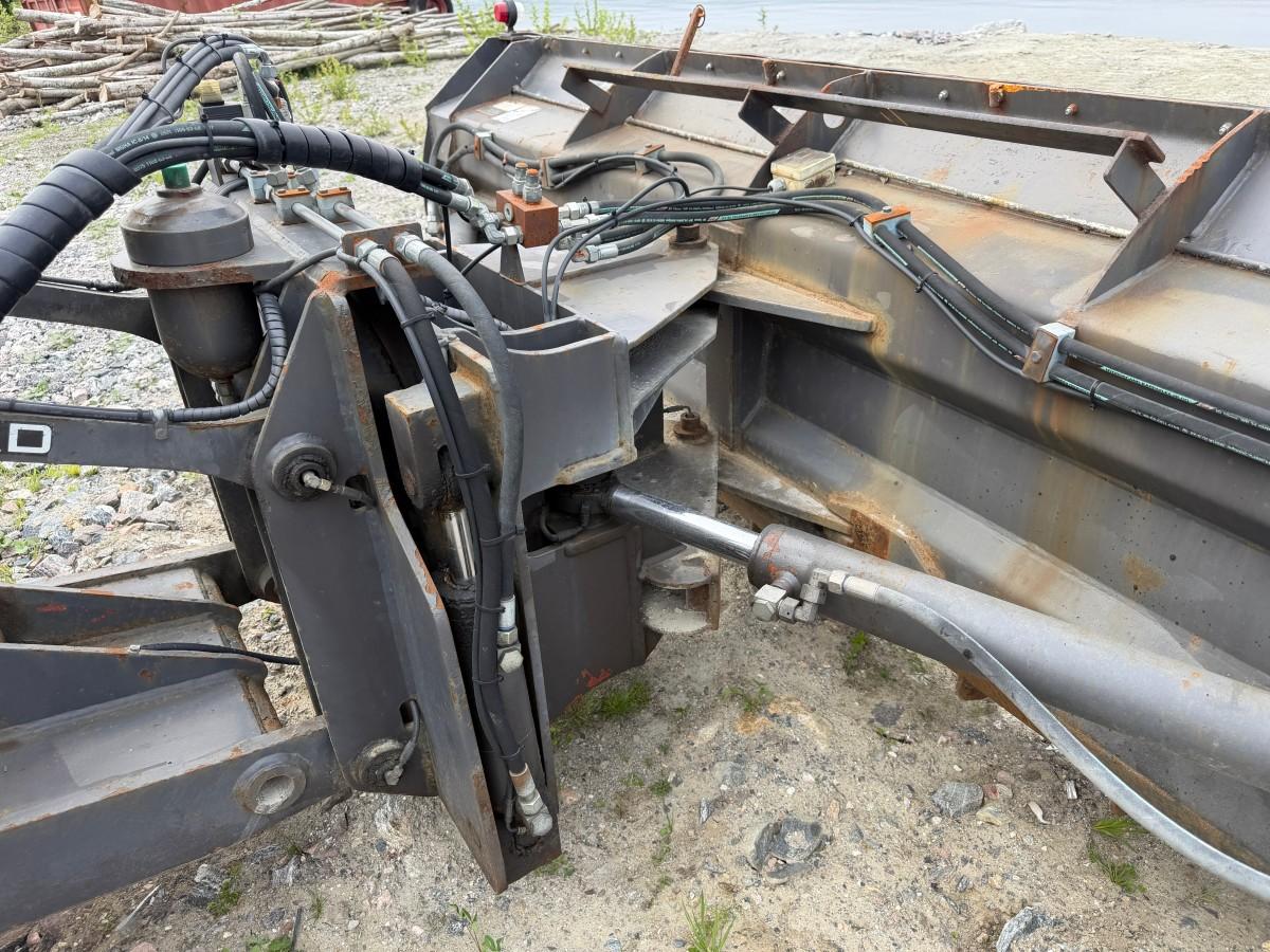2013 Volvo G946B veihøvel med maskinstyring, frontskjær og midtblad