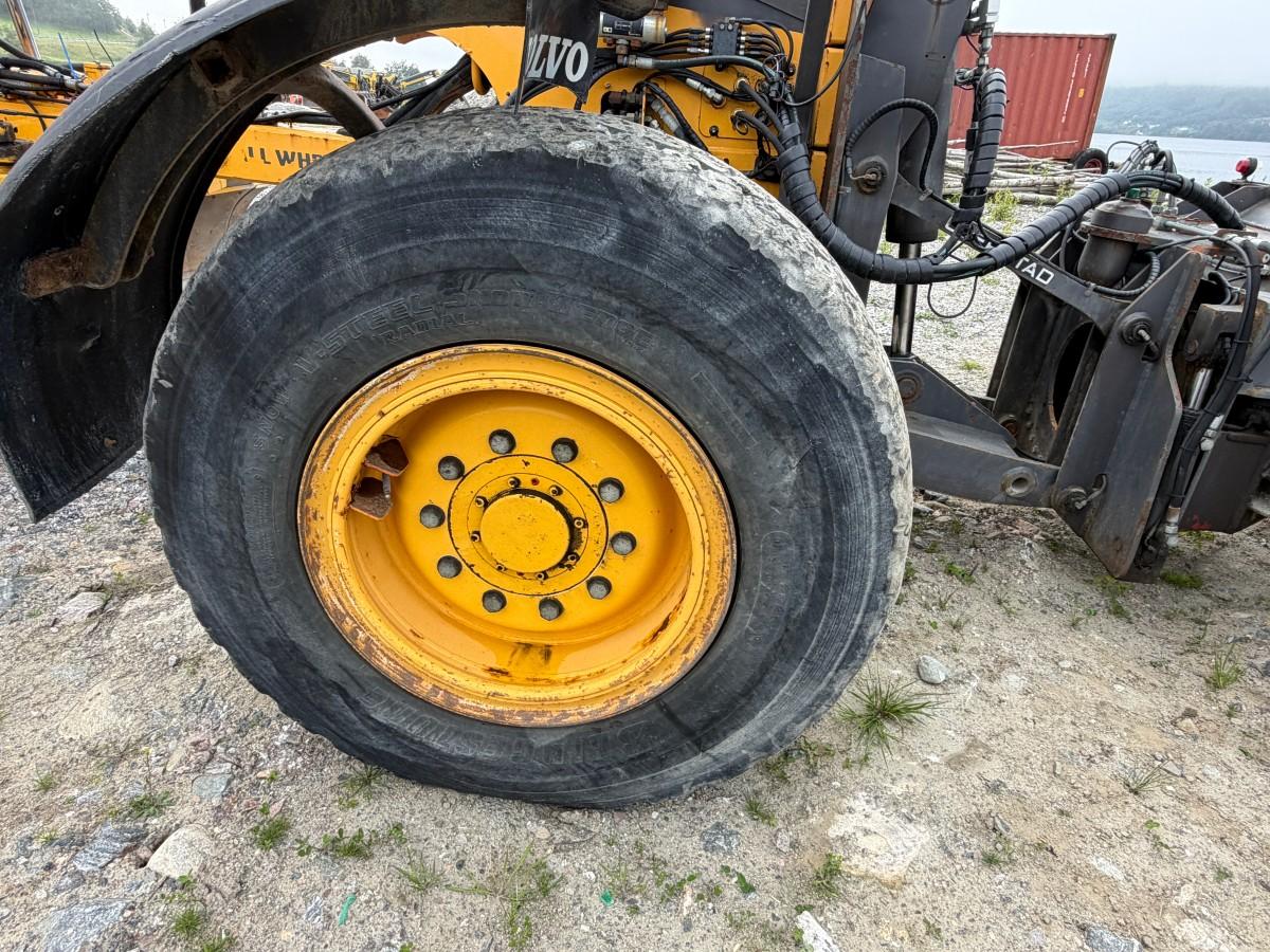 2013 Volvo G946B veihøvel med maskinstyring, frontskjær og midtblad