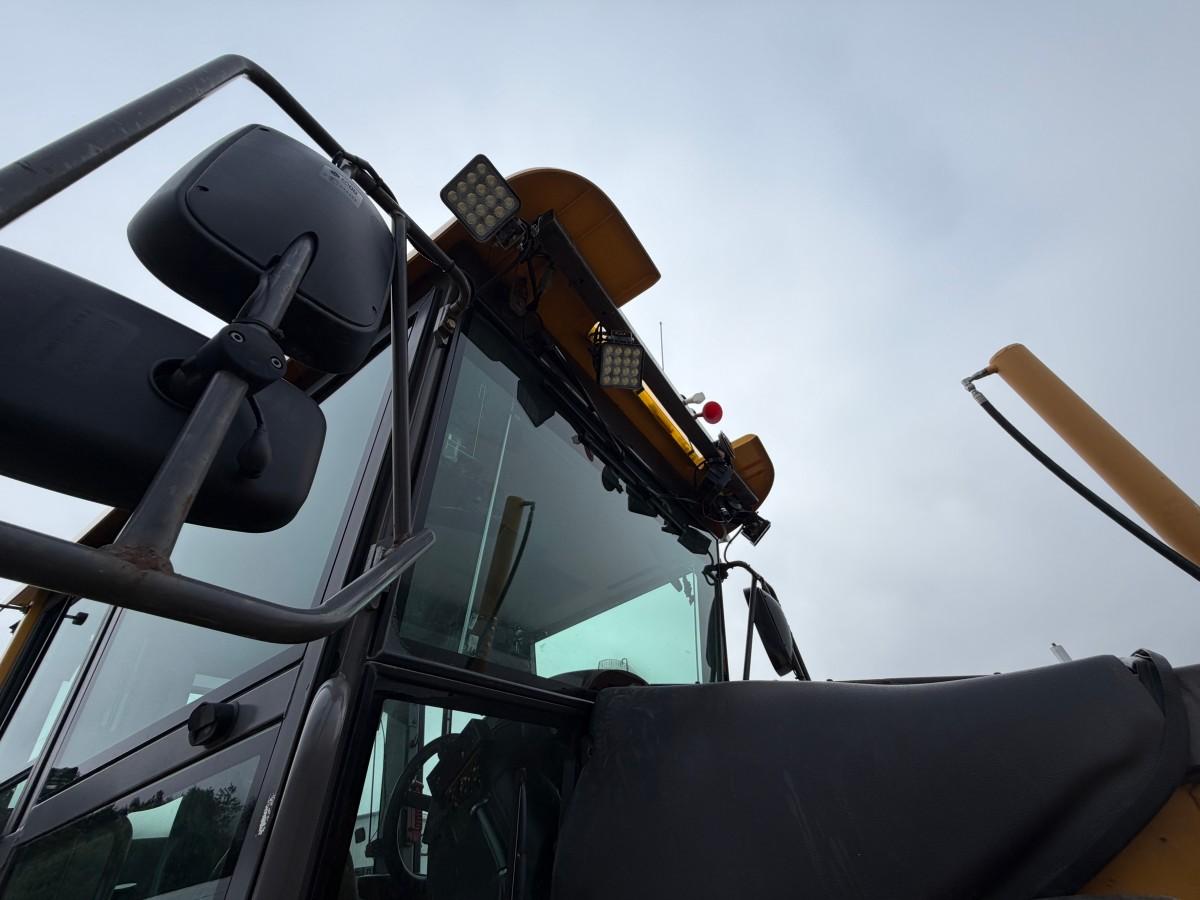 2013 Volvo G946B veihøvel med maskinstyring, frontskjær og midtblad