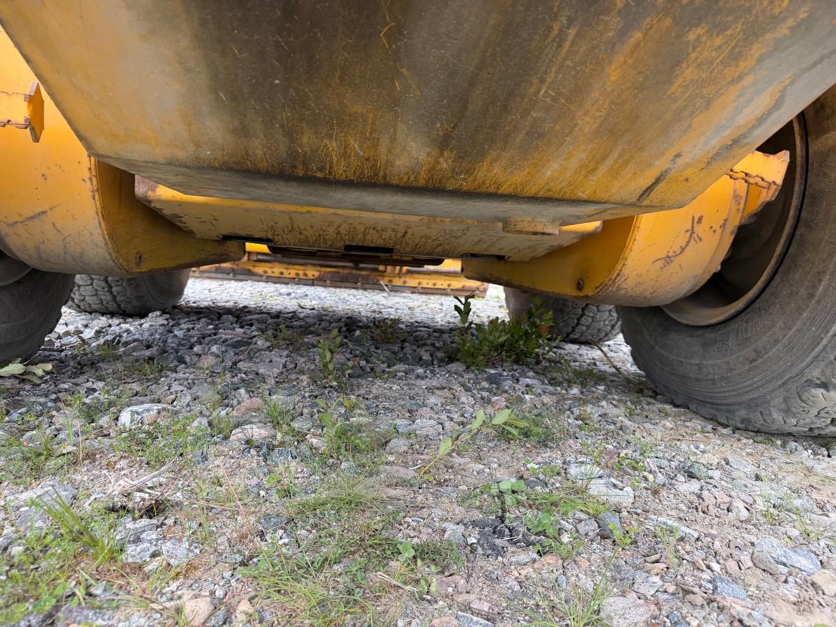 2013 Volvo G946B veihøvel med maskinstyring, frontskjær og midtblad