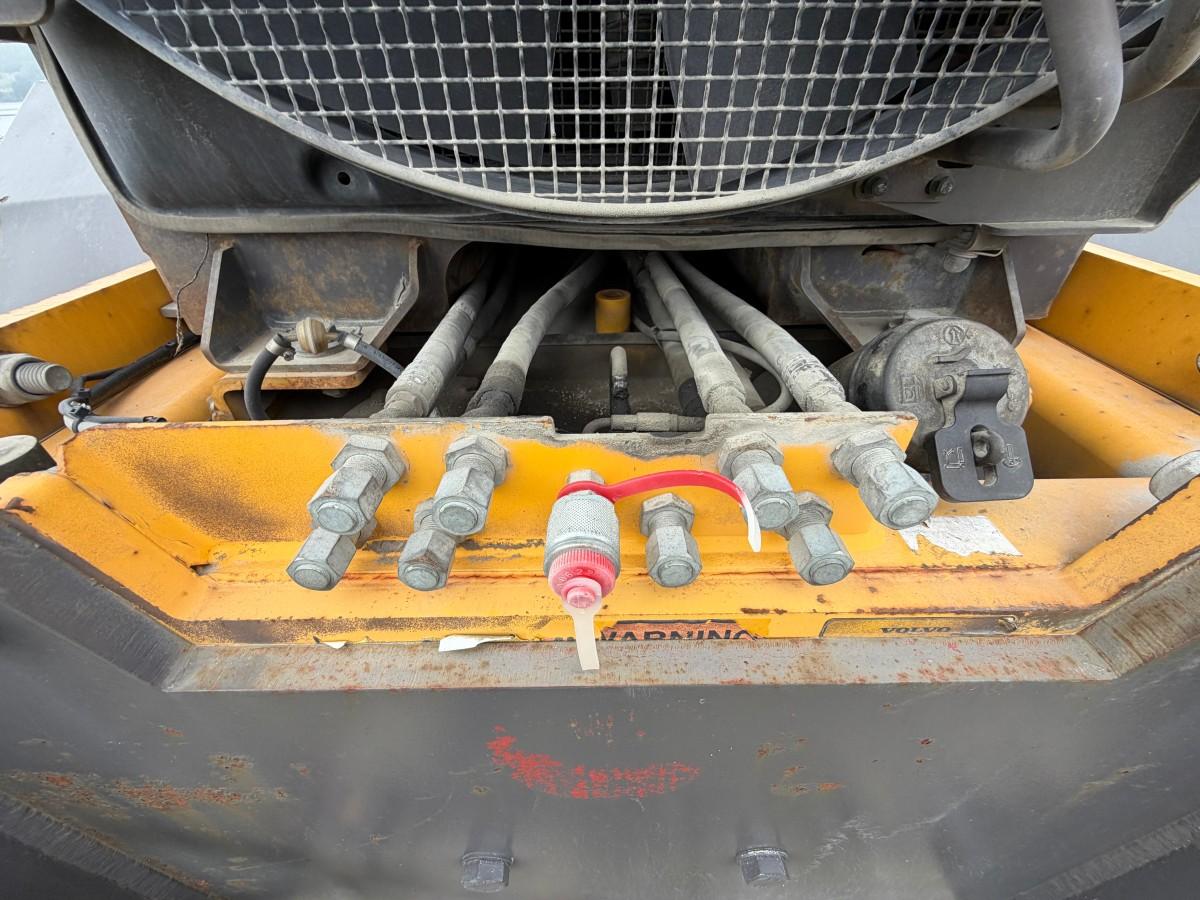 2013 Volvo G946B veihøvel med maskinstyring, frontskjær og midtblad