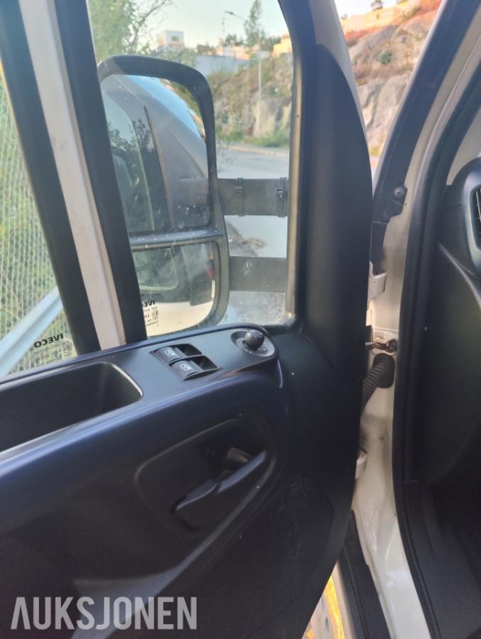2018 Iveco Daily, 35S12AA aut, 228000km repobjekt/delebil