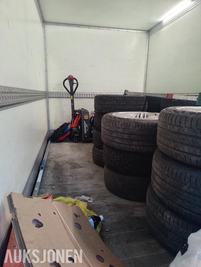 2018 Iveco Daily, 35S12AA aut, 228000km repobjekt/delebil