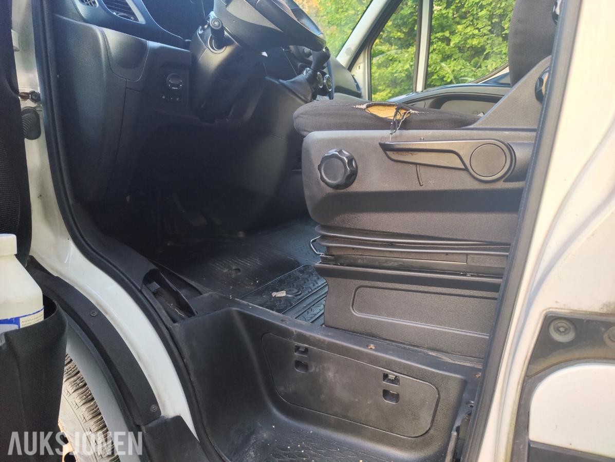 2018 Iveco Daily, 35S12AA aut, 228000km repobjekt/delebil