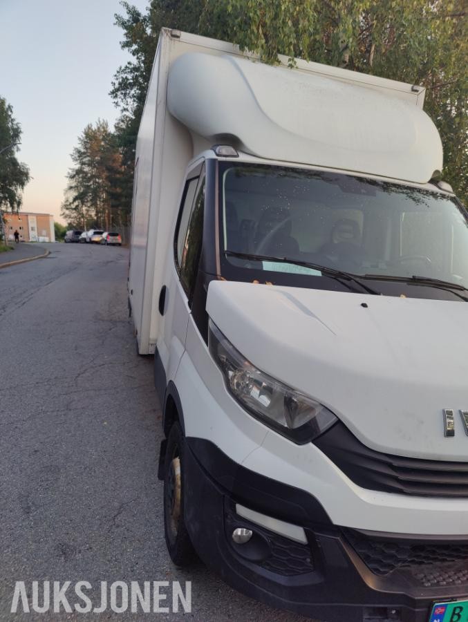 2018 Iveco Daily, 35S12AA aut, 228000km repobjekt/delebil