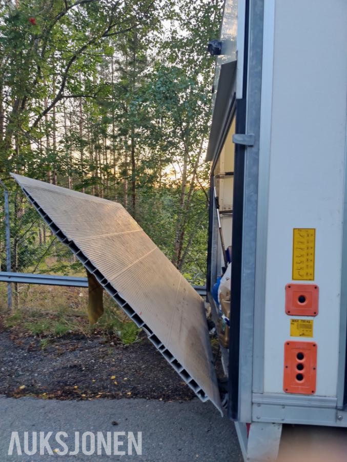 2018 Iveco Daily, 35S12AA aut, 228000km repobjekt/delebil