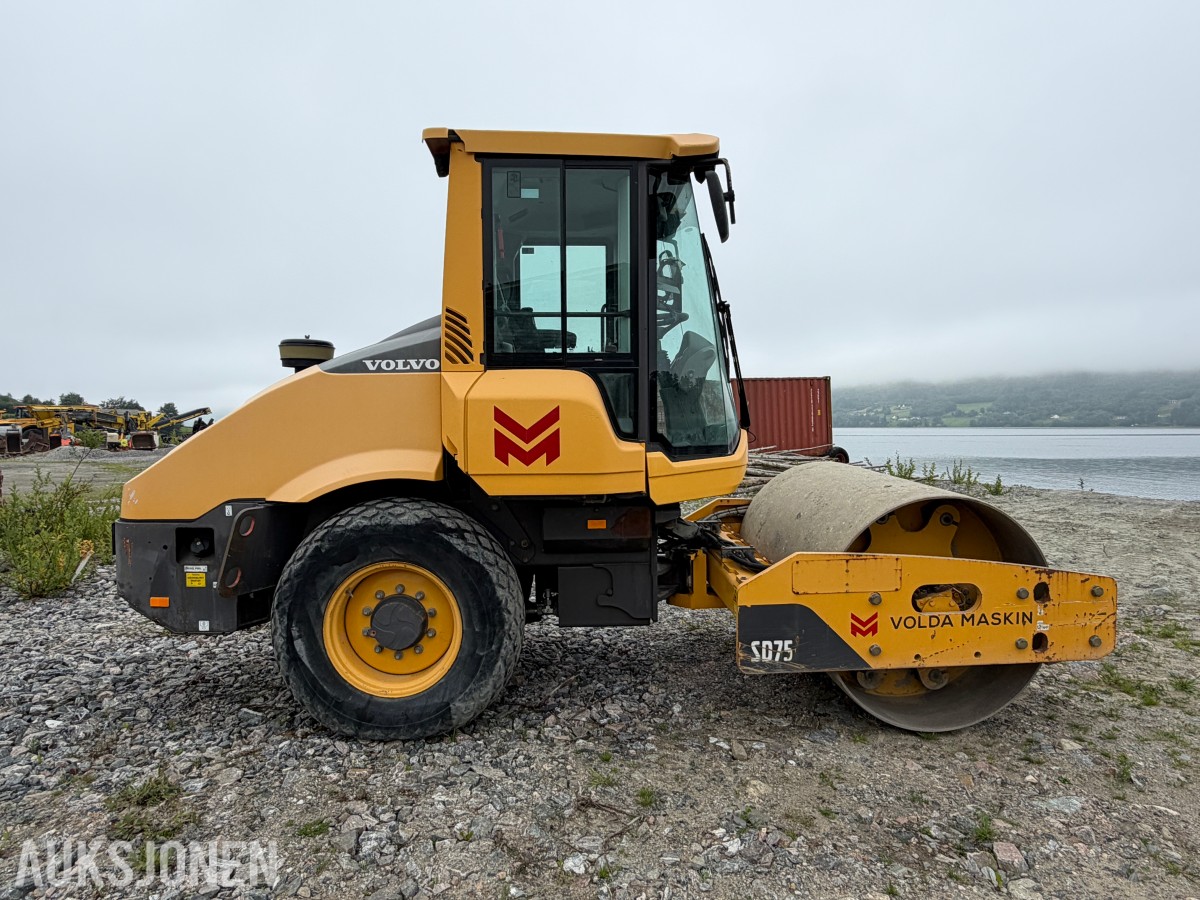 2015 Volvo SD75 Vals