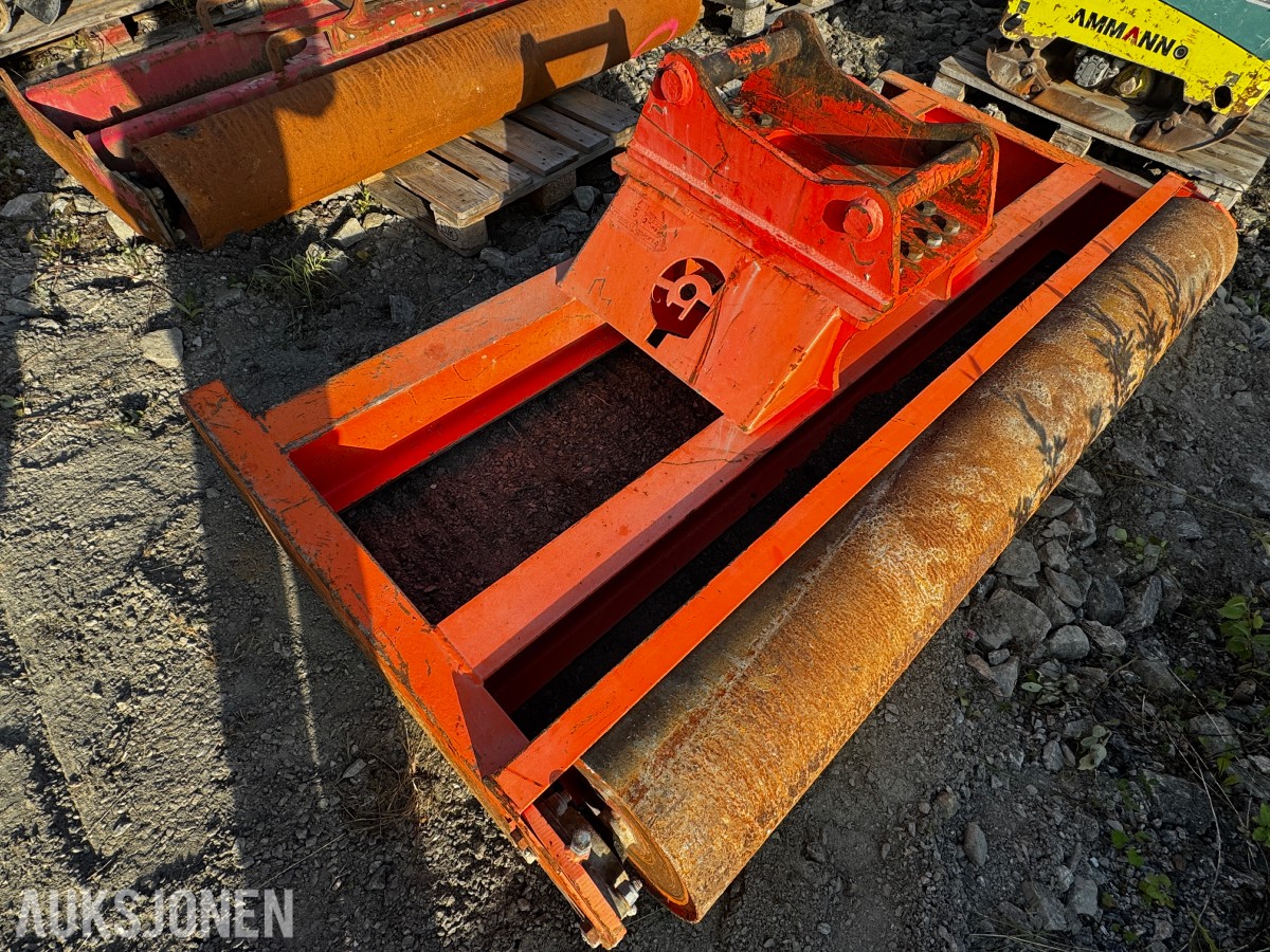 Gigant GI-G3250 planeringsbjelke med komprimeringsvalse – S60 – 2019 modell
