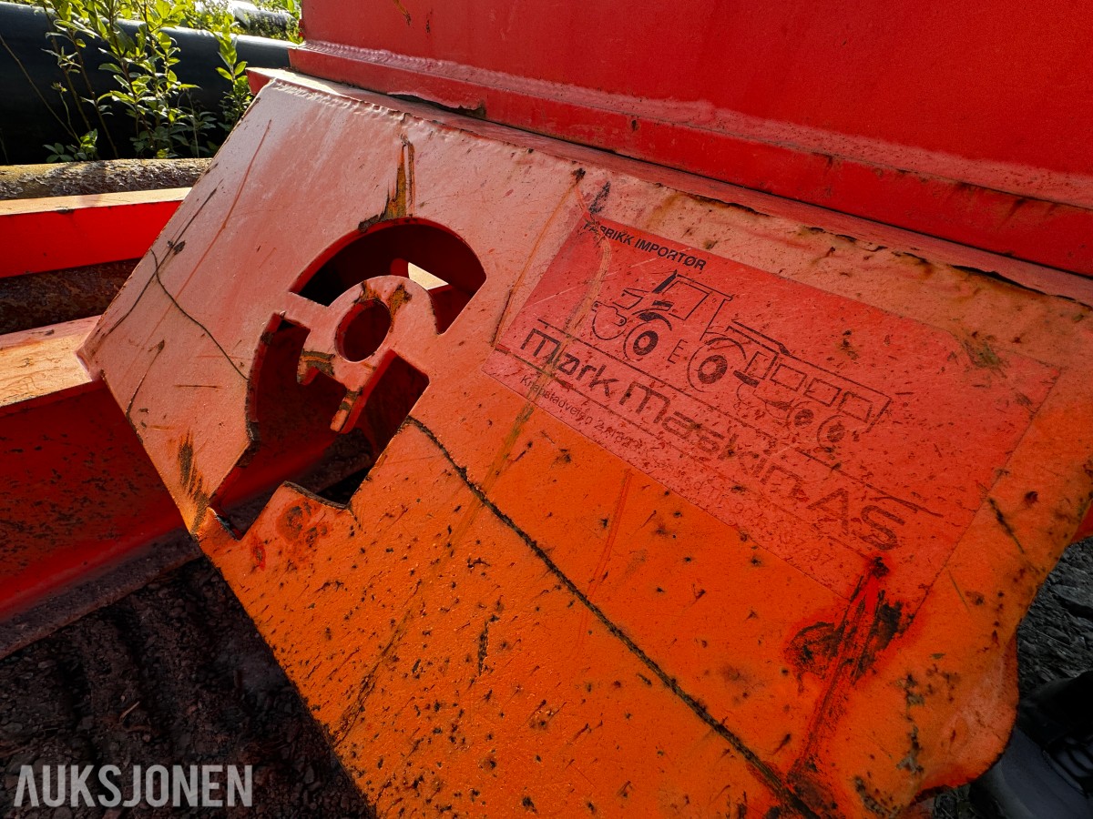 Gigant GI-G3250 planeringsbjelke med komprimeringsvalse – S60 – 2019 modell
