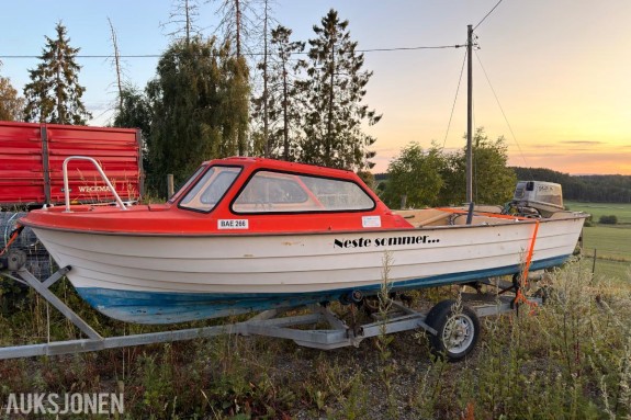 1990 Rana 17 Fisk Med Suzuki DT40