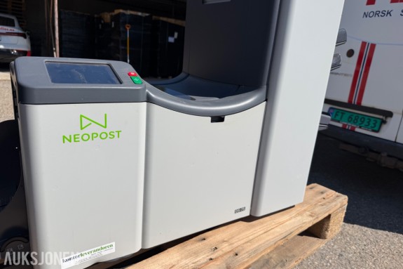 Neo Post DS 75. Konvolutteringsmaskin