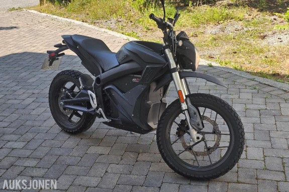 2015 Zero DS Elektrisk motorsykkel A2 Mellomtung