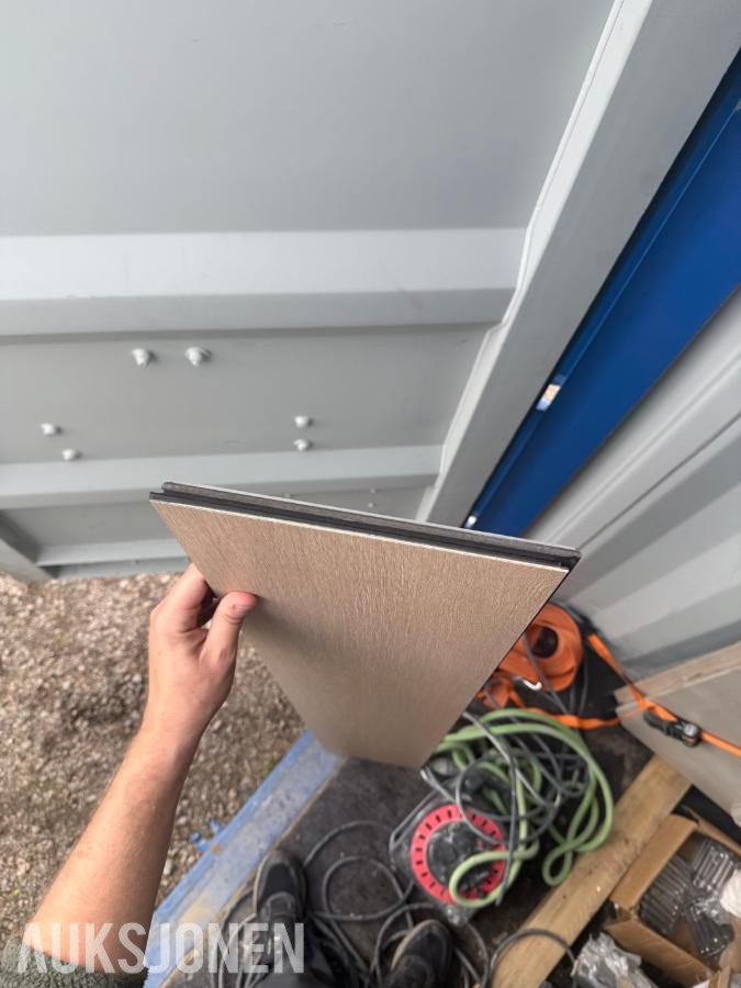 94,35 m2 HEL PALL MED 15mm høykvalitets PREMIUM LAMINATGULV SELGES
