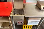 gatekjøkken-/servicebutikkinventar – kjøledisker, kjøleromsinnredning, storkjøkkenutstyr, hyller og butikkinnredning