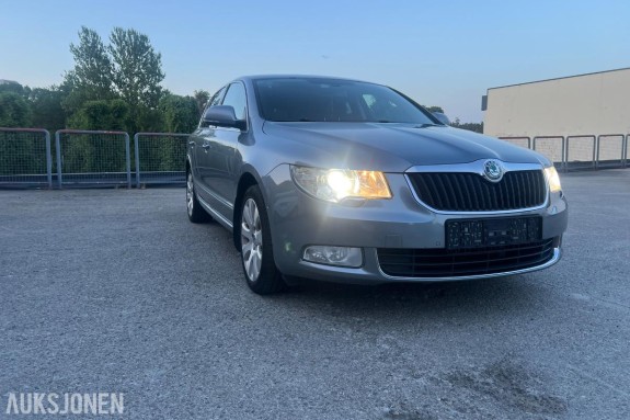 2010 Skoda Superb 2.0 TDI 140hk Automat, Cruisekontroll, Navigasjon