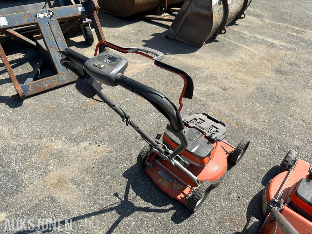 Husqvarna LB 548i – Batteridrevet gressklipper (første generasjon)