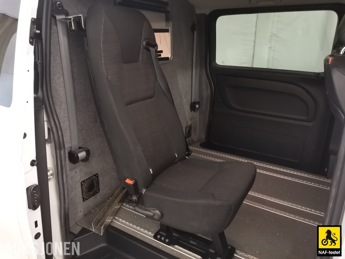 2019 Mercedes-Benz Vito 4MATIC AUTOMAT PERSONBIL HENGERFESTE INNREDNING VARMER